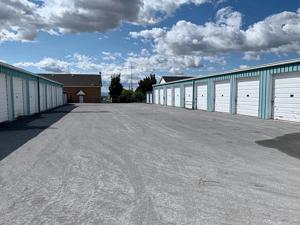Image of a large storage business for sale in Canada